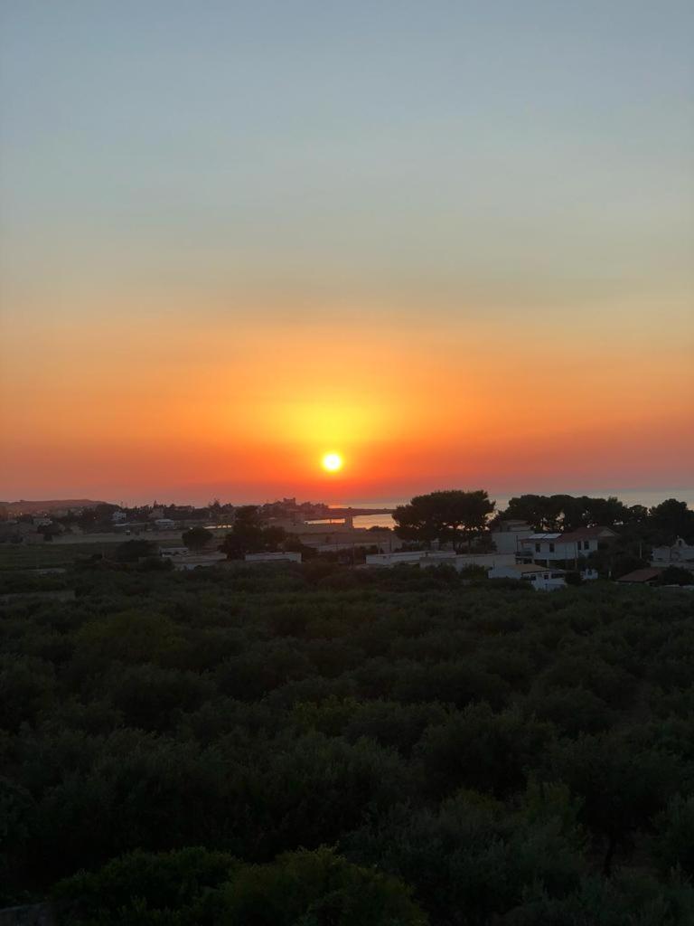 Casa Del Nespolo Villa Tonnara di Bonagia Bagian luar foto